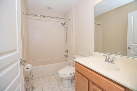 Townhouse in Orlando, Florida 3 bedrooms, 187.57 sq.m. № 2139331 - photo 18
