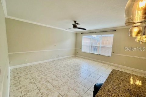 Townhouse in Orlando, Florida 3 bedrooms, 187.57 sq.m. № 2139331 - photo 10