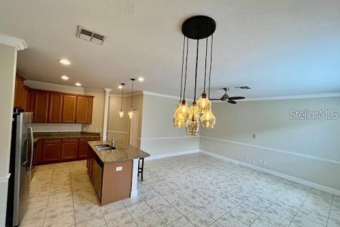 Townhouse in Orlando, Florida 3 bedrooms, 187.57 sq.m. № 2139331 - photo 13