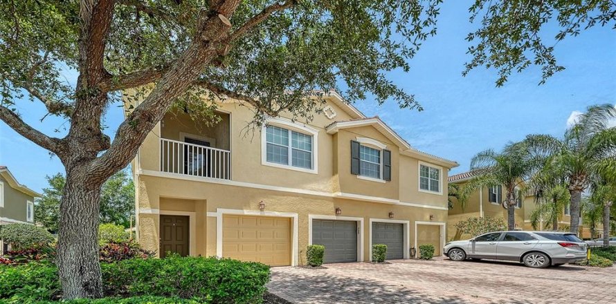 Condominio en Sarasota, Florida, 2 dormitorios № 2103932