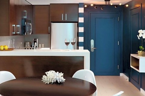 Купить кондоминиум в Санни-Айлс-Бич, Флорида 2 спальни, 84.36м2, № 2053655 - фото 6