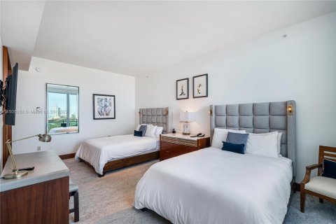 Condominio en alquiler en Bal Harbour, Florida, 2 dormitorios, 153.94 m2 № 2076833 - foto 27