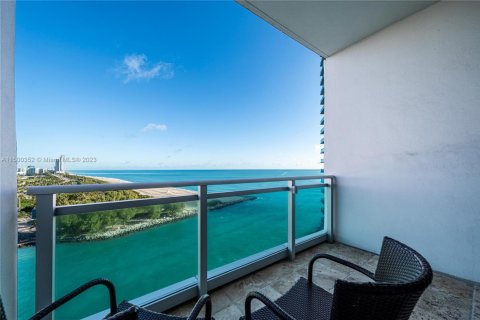 Condominio en alquiler en Bal Harbour, Florida, 2 dormitorios, 153.94 m2 № 2076833 - foto 30