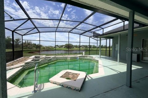 House in Clermont, Florida 4 bedrooms, 245.26 sq.m. № 2196785 - photo 15