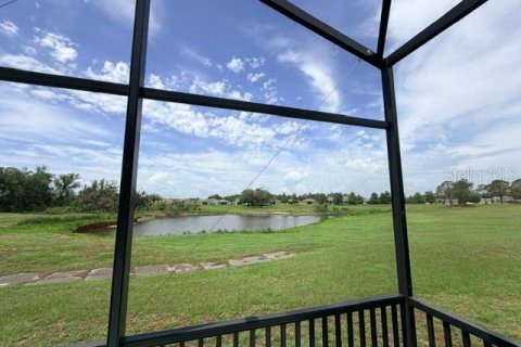 House in Clermont, Florida 4 bedrooms, 245.26 sq.m. № 2196785 - photo 16