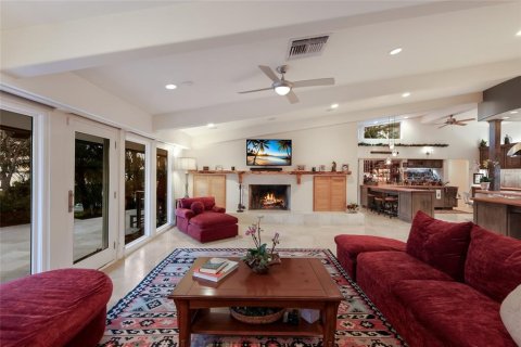 House in Bradenton, Florida 5 bedrooms, 450.95 sq.m. № 2166375 - photo 19
