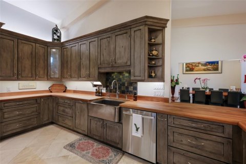 House in Bradenton, Florida 5 bedrooms, 450.95 sq.m. № 2166375 - photo 26