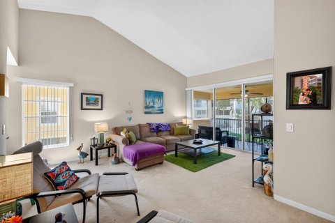 Condo in Lauderdale-by-the-Sea, Florida, 2 bedrooms  № 2085315 - photo 10