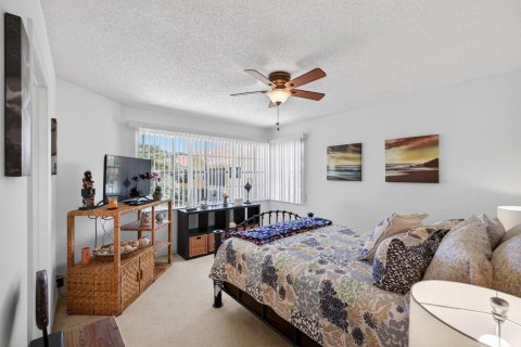 Condo in Lauderdale-by-the-Sea, Florida, 2 bedrooms  № 2085315 - photo 30