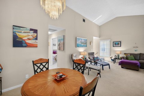 Condo in Lauderdale-by-the-Sea, Florida, 2 bedrooms  № 2085315 - photo 17