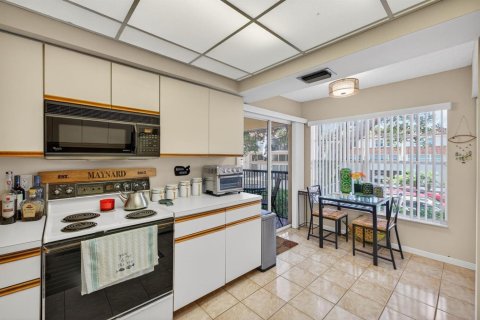 Condo in Lauderdale-by-the-Sea, Florida, 2 bedrooms  № 2085315 - photo 20