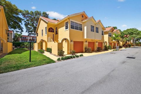 Condo in Lauderdale-by-the-Sea, Florida, 2 bedrooms  № 2085315 - photo 2