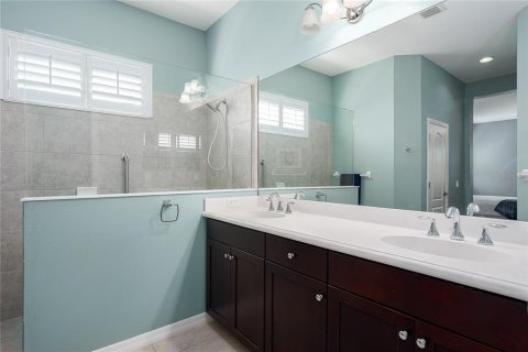 House in Bradenton, Florida 3 bedrooms, 209.87 sq.m. № 1839950 - photo 15