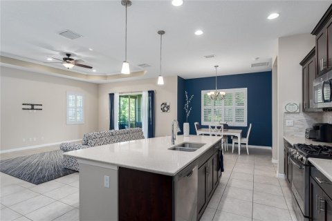 House in Bradenton, Florida 3 bedrooms, 209.87 sq.m. № 1839950 - photo 5