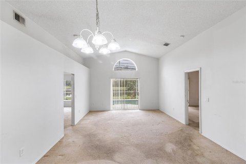 Villa ou maison à vendre à Orlando, Floride: 3 chambres, 159.7 m2 № 2408209 - photo 15