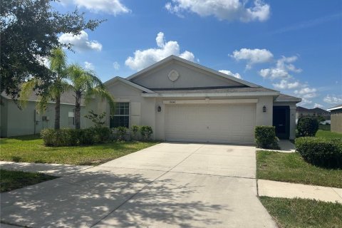 House in Wimauma, Florida 4 bedrooms, 170.75 sq.m. № 1844859 - photo 1