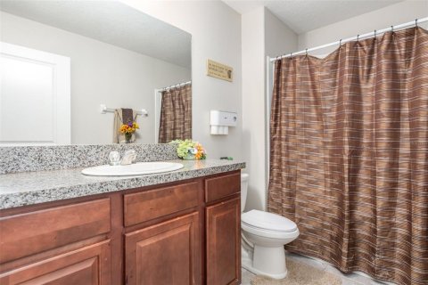 House in Wimauma, Florida 4 bedrooms, 170.75 sq.m. № 1844859 - photo 25
