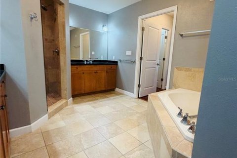 Condo in Orlando, Florida, 2 bedrooms № 2104561 - photo 10