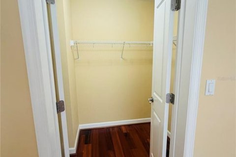 Condo in Orlando, Florida, 2 bedrooms № 2104561 - photo 20