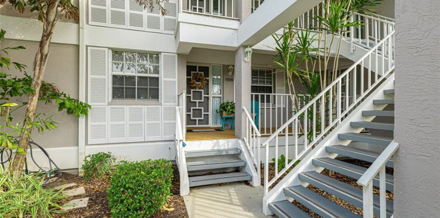 Condo in Bradenton, Florida, 2 bedrooms № 1535517