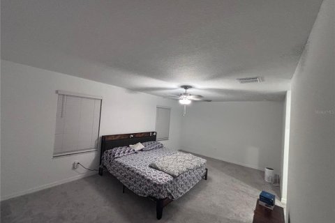 Townhouse in ANGELINE in Land O' Lakes, Florida 4 bedrooms, 229.1 sq.m. № 2201984 - photo 8