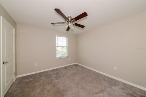 House in Bradenton, Florida 5 bedrooms, 240.99 sq.m. № 1680805 - photo 11
