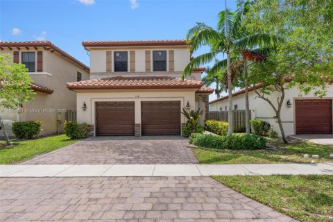 House in Homestead, Florida 3 bedrooms, 217.58 sq.m. № 1790519 - photo 4