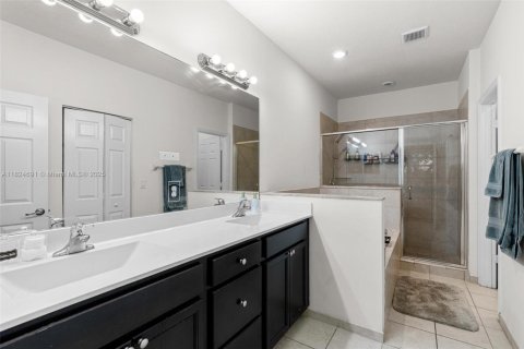 House in Homestead, Florida 3 bedrooms, 217.58 sq.m. № 1790519 - photo 23