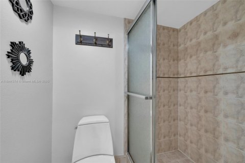 Copropriété à louer à Plantation, Floride: 2 chambres, 97.92 m2 № 1839617 - photo 28