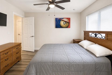 Villa ou maison à louer à Kissimmee, Floride: 4 chambres, 185.43 m2 № 2147931 - photo 22