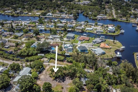 Propiedad comercial en venta en Ruskin, Florida, 217.95 m2 № 631419 - foto 14