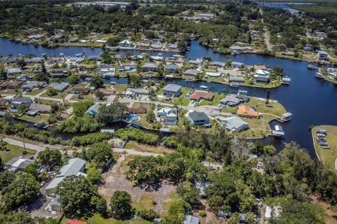 Propiedad comercial en venta en Ruskin, Florida, 217.95 m2 № 631419 - foto 11