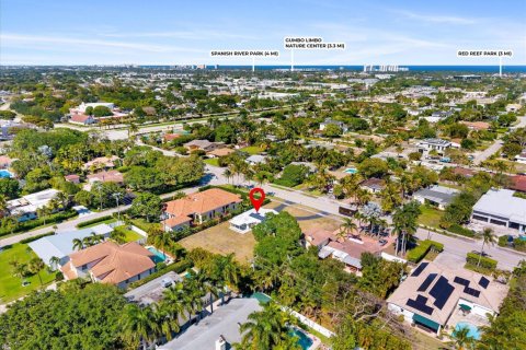 House in Boca Raton, Florida 3 bedrooms, 127.83 sq.m. № 2154313 - photo 11