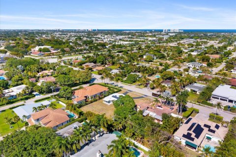 House in Boca Raton, Florida 3 bedrooms, 127.83 sq.m. № 2154313 - photo 12