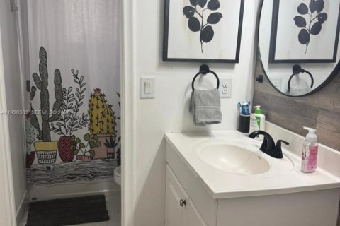 Купить виллу или дом в Майами, Флорида 4 спальни, № 2026973 - фото 9