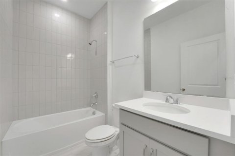 Villa ou maison à vendre à Apopka, Floride: 3 chambres, 164.62 m2 № 2404924 - photo 11