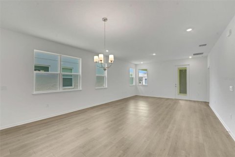 Villa ou maison à vendre à Apopka, Floride: 3 chambres, 164.62 m2 № 2404924 - photo 17