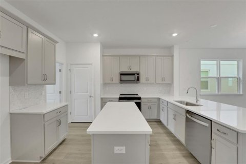 Villa ou maison à vendre à Apopka, Floride: 3 chambres, 164.62 m2 № 2404924 - photo 14