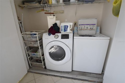 Condominio en alquiler en Sarasota, Florida, 2 dormitorios, 122.63 m2 № 1639853 - foto 11