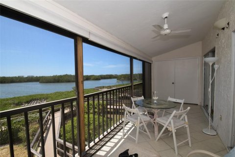 Condominio en alquiler en Sarasota, Florida, 2 dormitorios, 122.63 m2 № 1639853 - foto 10