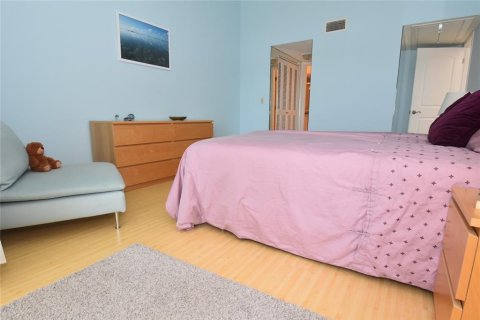 Condominio en alquiler en Sarasota, Florida, 2 dormitorios, 122.63 m2 № 1639853 - foto 18