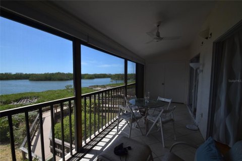 Condominio en alquiler en Sarasota, Florida, 2 dormitorios, 122.63 m2 № 1639853 - foto 9