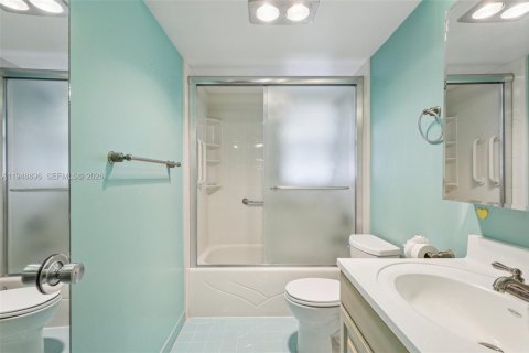 Copropriété à vendre à Hallandale Beach, Floride: 2 chambres, 101.45 m2 № 2006140 - photo 25