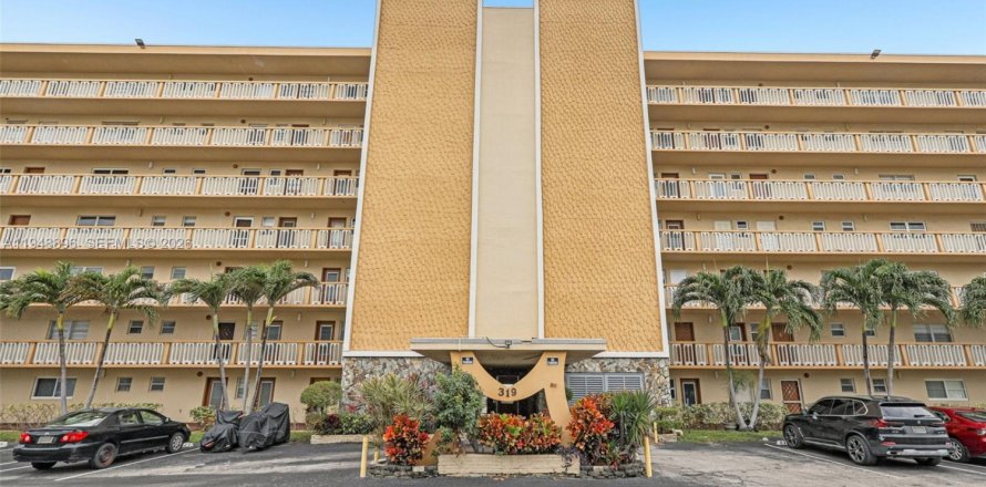 Condo à Hallandale Beach, Floride, 2 chambres  № 2006140