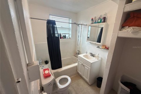 Immobilier commercial à vendre à Tampa, Floride: 3 chambres, 132.48 m2 № 2415098 - photo 15