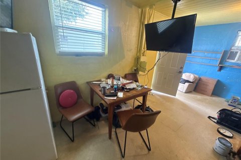 Immobilier commercial à vendre à Tampa, Floride: 3 chambres, 132.48 m2 № 2415098 - photo 17