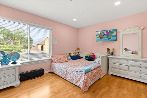 Casa en venta en Orlando, Florida, 4 dormitorios, 195.56 m2 № 1899523 - foto 21