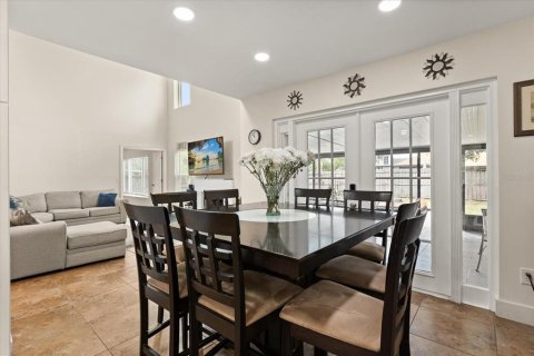 Casa en venta en Orlando, Florida, 4 dormitorios, 195.56 m2 № 1899523 - foto 7