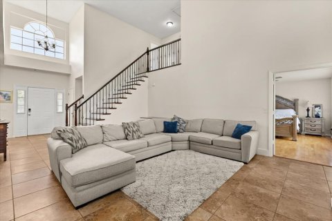 Casa en venta en Orlando, Florida, 4 dormitorios, 195.56 m2 № 1899523 - foto 3