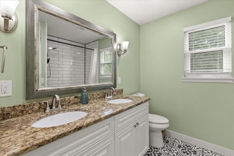 Casa en venta en Orlando, Florida, 4 dormitorios, 195.56 m2 № 1899523 - foto 23